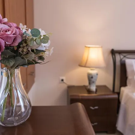 Maison Du Soleil By Hotelius דירה